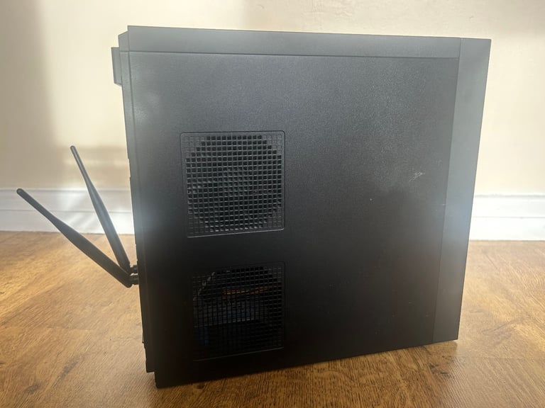 Dell Precision 3630 Intel i7 8700 (6-Core) AMD Radeon Pro WX 4100 1TB NVMe WiFi 6 BT 16GB RAM