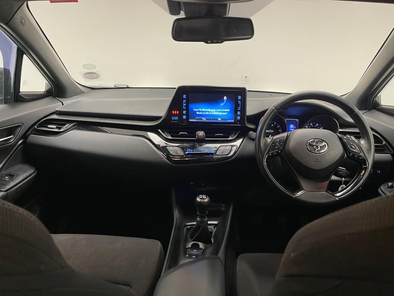 2018 Toyota C-HR 1.2 VVT-i Icon Euro 6 (s/s) 5dr HATCHBACK Petrol Manual