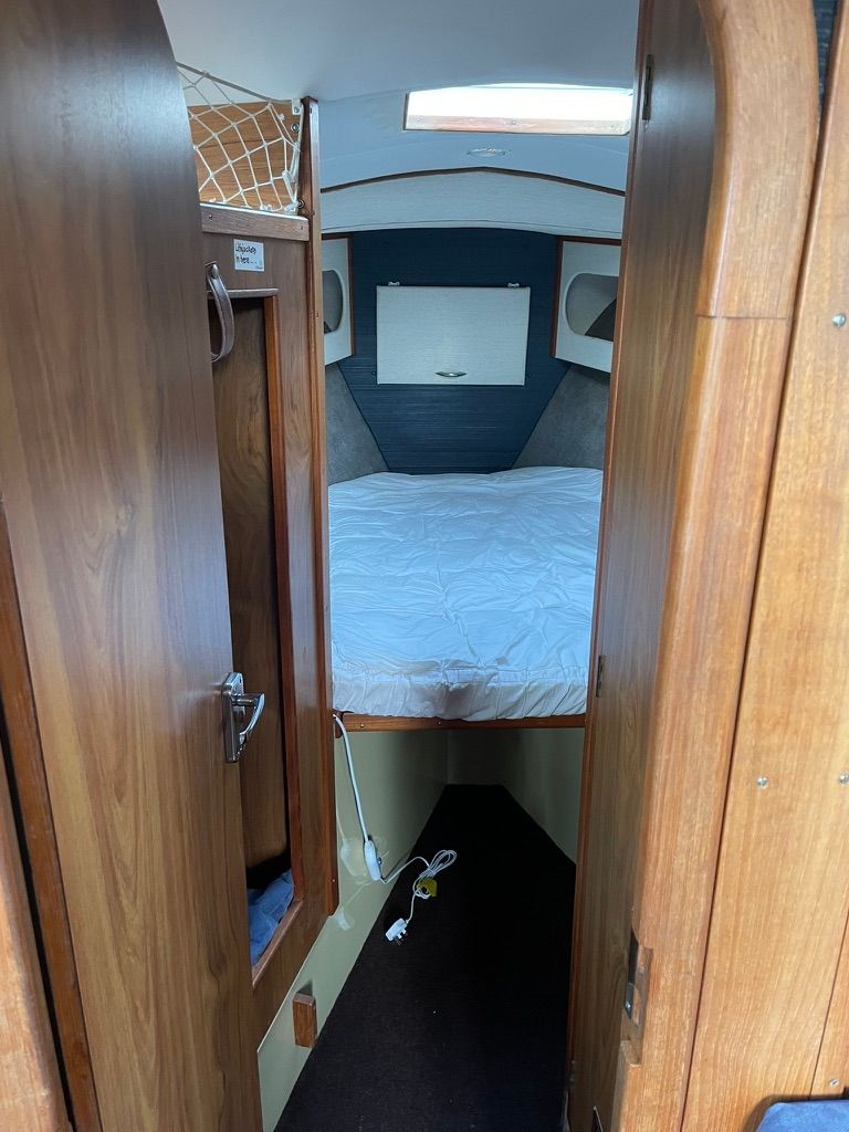 Moody 30 1979 Sailing Yacht.........