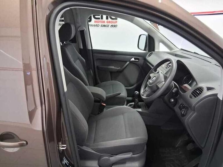 2015 Volkswagen Caddy 1.6 TDI CR 5 Seats 5dr WAV MPV Diesel Manual