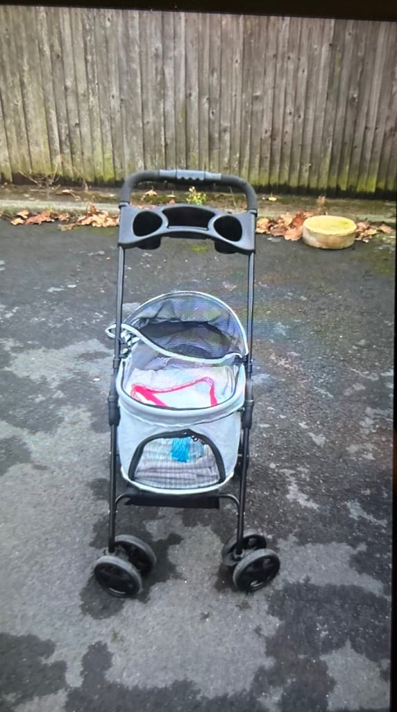 2 Strollers available for small dogs,