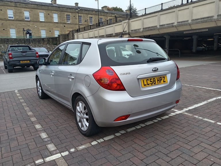 Kia, CEED, Hatchback, 2008, Manual, 1591 (cc), 5 doors
