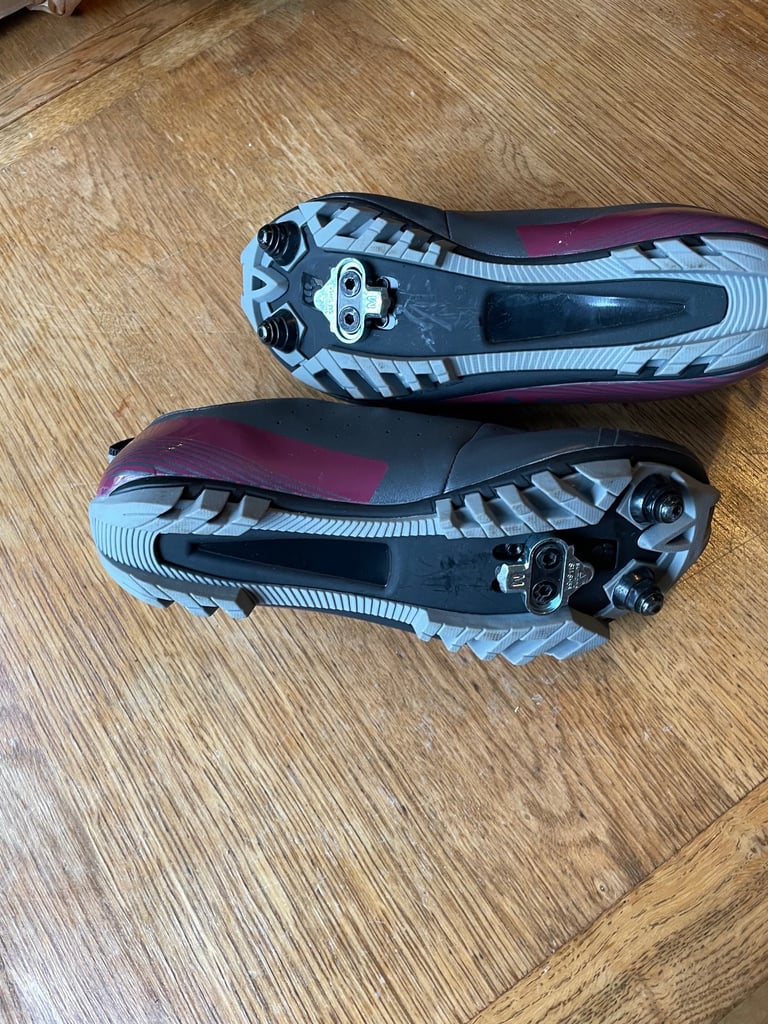 image for Ladies cycling shoes