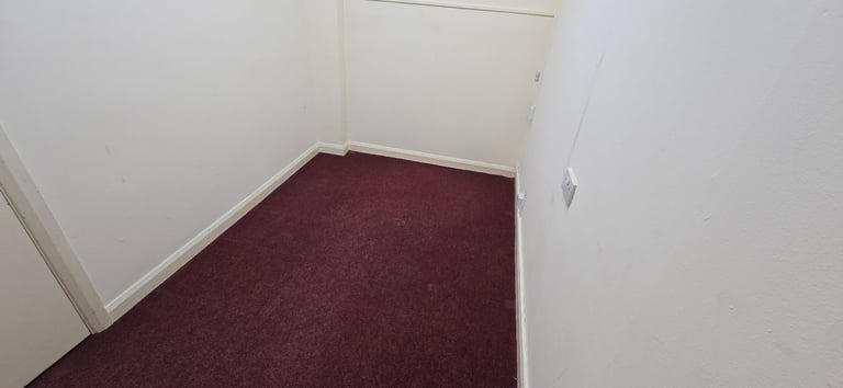 image for Small one desk office, 66 sq ft, in BD8. Includes ALL utility bills.