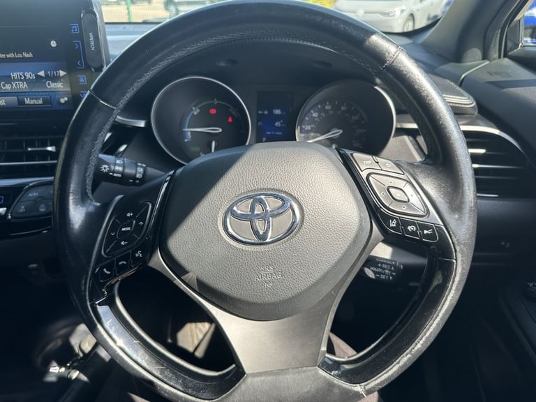 2017 Toyota C-HR 1.8 VVT-h Icon SUV 5dr Petrol Hybrid CVT Euro 6 (s/s) (122 ps) HATCHBACK PETROL/...