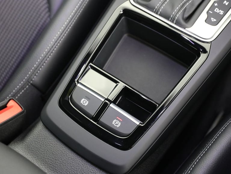 2024 Audi Q2 35 TFSI S Line 5dr S Tronic ESTATE PETROL Automatic