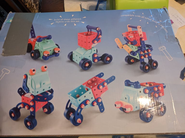 Early Learning 'BUILD IT' starter kit Age 3-8