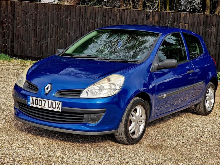 2007 Renault Clio 1.2 16v Extreme 3dr HATCHBACK Petrol Manual | in  Bletchley, Buckinghamshire | Gumtree