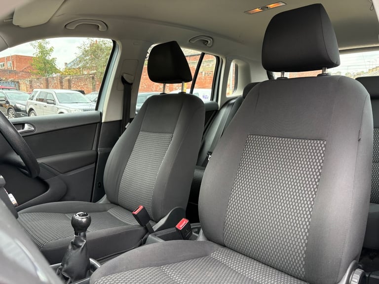 2010 Volkswagen Tiguan 2.0 TDi S 5dr ESTATE Diesel Manual
