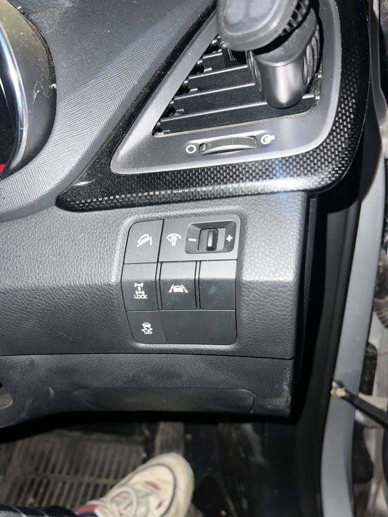 Hyundai, SANTA FE, Estate, 2016, Manual, 2199 (cc), 5 doors