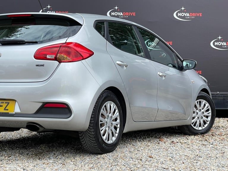 2013 Kia Ceed 1.4 CRDi 1 Euro 5 5dr HATCHBACK Diesel Manual