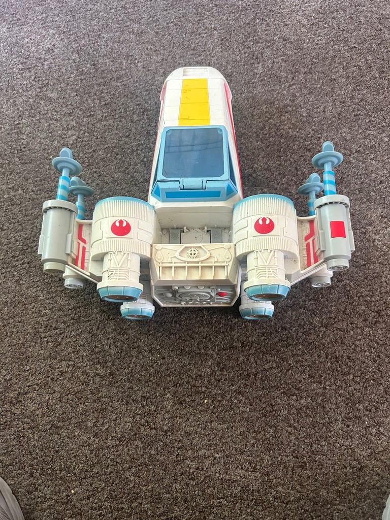 Hasbro Star War X Wing Galactic Luke Skywalker Electronic Lights & Sounds