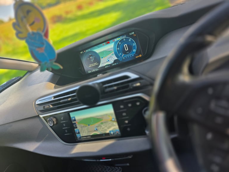 Citroen C4 Grand Picasso 🚙 - 1 year MoT ✅ - 7 seat 💺 - Automatic Diesel ⛽ - high spec Exclusive+ 