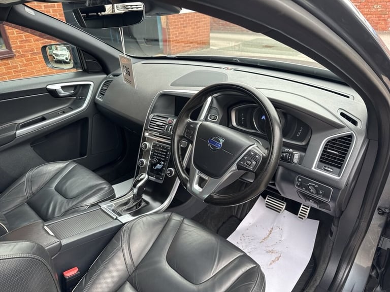 2016 Volvo XC60 D5 [220] R DESIGN Lux Nav 5dr AWD Geartronic ESTATE DIESEL Automatic
