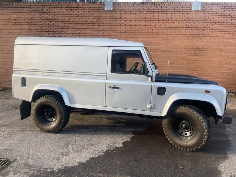  Land Rover Defender 110 Hard Top TDCi Diesel
