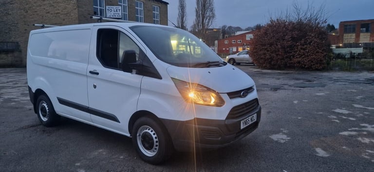 2015 / 65 PLATE Transit Custom 2.2 TDCi 100ps Low Roof NO VAT