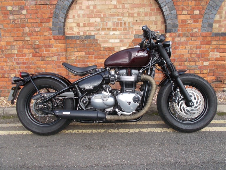 image for 2017 TRIUMPH BONNEVILLE BOBBER