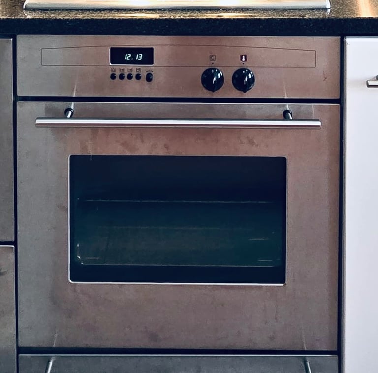 image for Neff built in single oven 