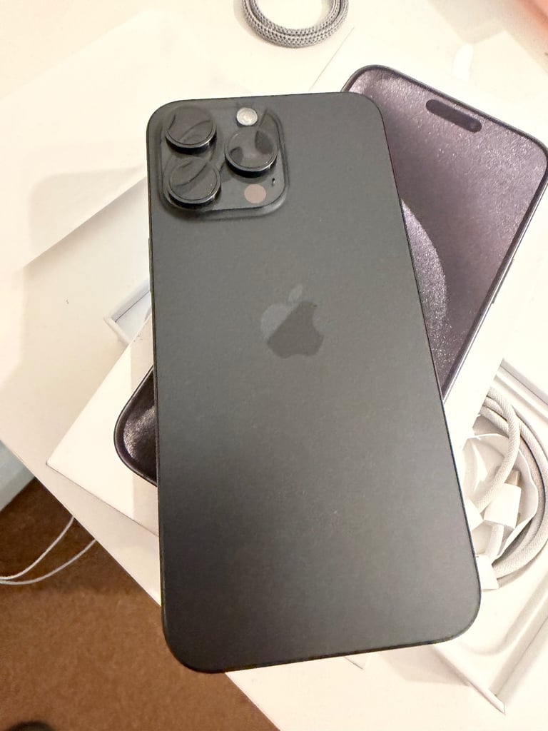APPLE IPHONE 15 PRO MAX 512 GB TITANIUM BLACK 