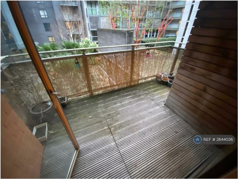 1 bedroom flat in Base Apartments, Manchester, M15 (1 bed) (#2644036)