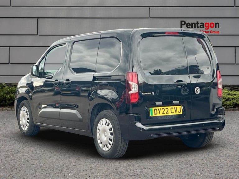  Vauxhall Combo Electric 2300 50kwh Sportive Panel Van 6dr Electric Auto L2 H1