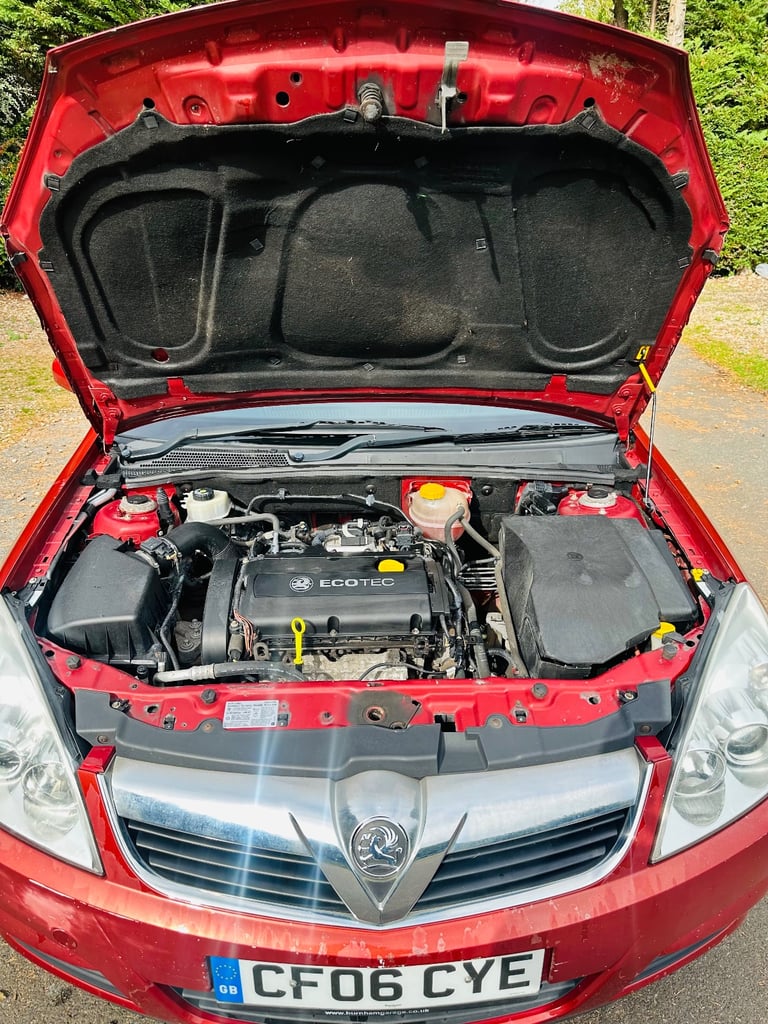 Vauxhall, VECTRA, Hatchback, 2006, Manual, 1796 (cc), 5 doors