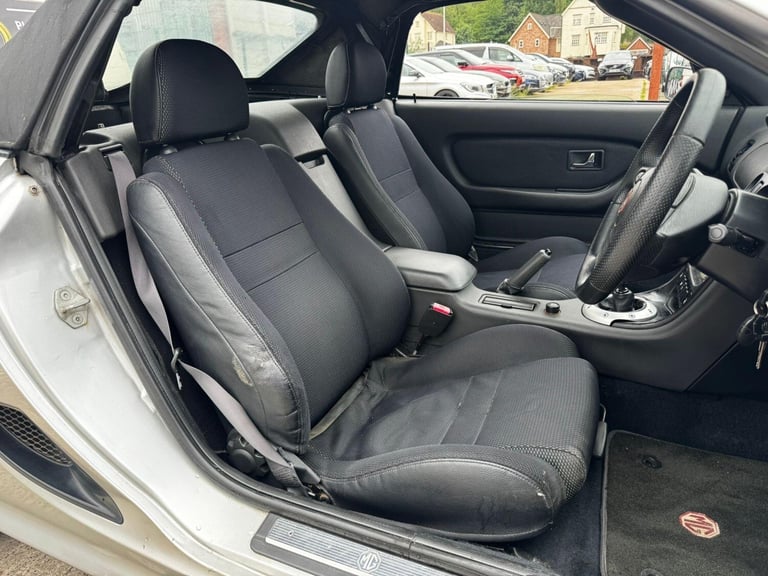 2004 MG MGF 1.6 2dr CONVERTIBLE Petrol Manual