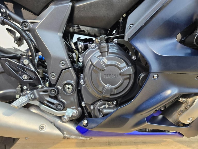 Yamaha R7 700 Blue 2022 - Low Mileage, One Owners, Full Service History, 3 Keys
