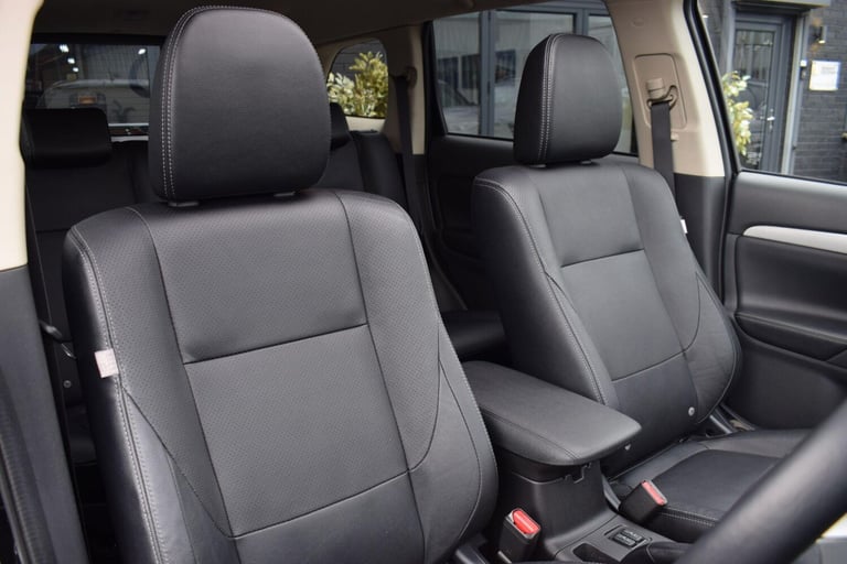 2015 Mitsubishi Outlander 2.0h 12kWh GX4hs CVT 4WD Euro 5 (s/s) 5dr ESTATE Petrol/Electric Hybrid...