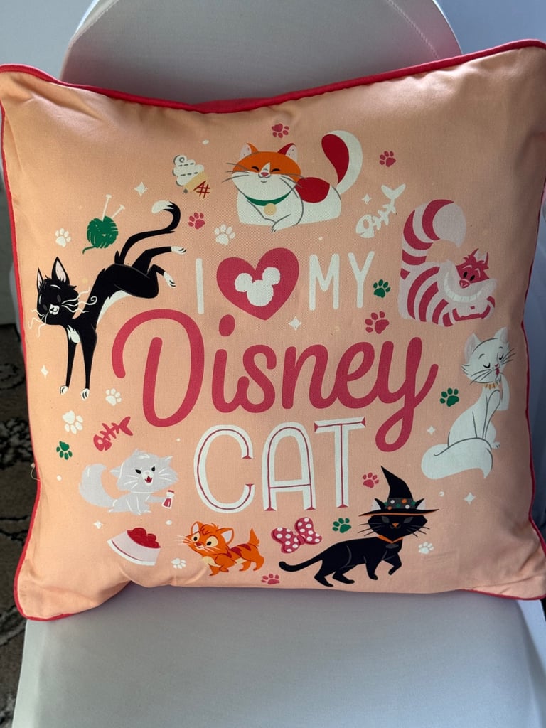 image for New Disney ‘I Love My Disney Cats’ Cushion