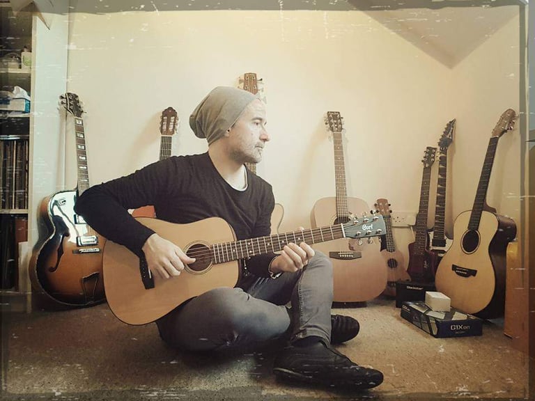 image for Online Guitar Lessons – 4 for 3 Deal – All Styles