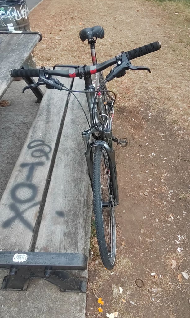 HYBRID BIKE BOARDMAN 