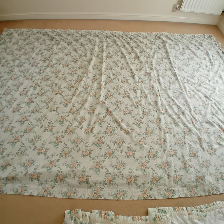 Vintage Laura Ashley 6.5m Louise floral curtains, Pelmet & tie backs