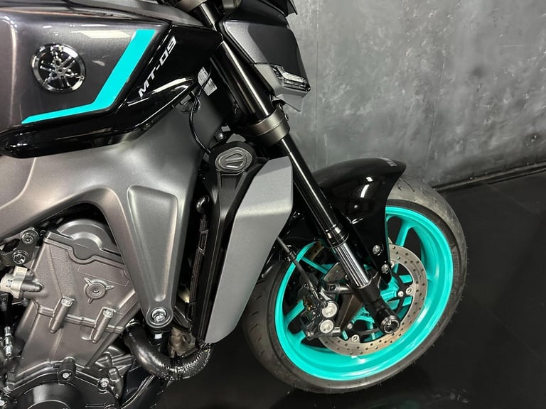 2024 Yamaha MT-09 900 Hyper-naked Euro 5