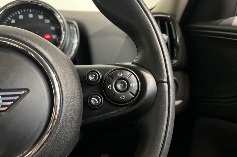 2019 19 MINI COUNTRYMAN 1.5 7.6KWH COOPER SE CLASSIC SUV 5DR PETROL PLUG-IN HYBR