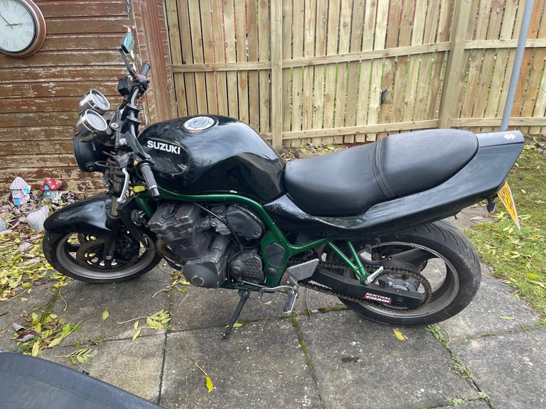 Suzuki bandit 600 read add