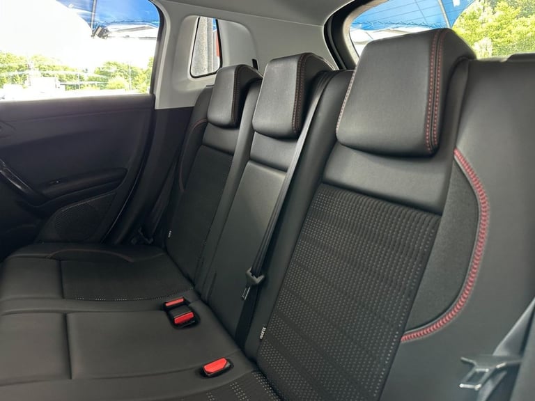 2018 Peugeot 2008 1.2 PureTech GT Line SUV 5dr Petrol Manual Euro 6 (s/s) (130 ps) HATCHBACK Petr...