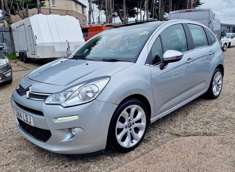2014 CITROEN C3 SELECTION VTI 1.2 PETROL, 5 DOOR, 1 YEAR MOT, £20/YEAR ROAD TAX.