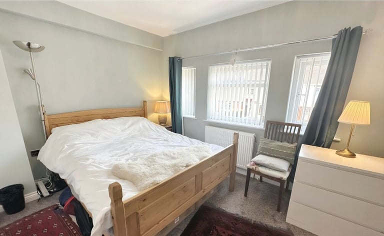 Spacious 3-Bed Semi-Detached Home to rent with Garden in Attleborough, Nuneaton