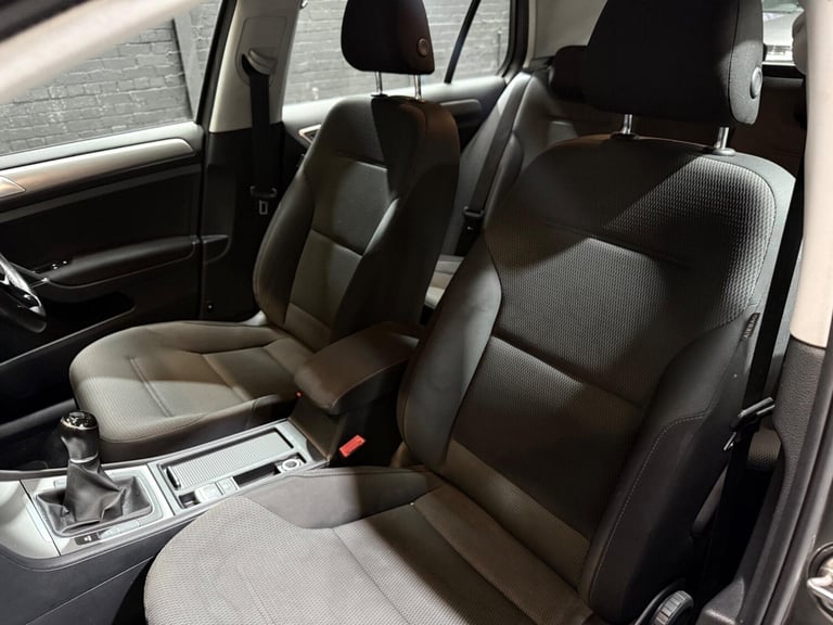 2015 Volkswagen Golf 1.6 TDI 105 Match 5dr HATCHBACK DIESEL Manual