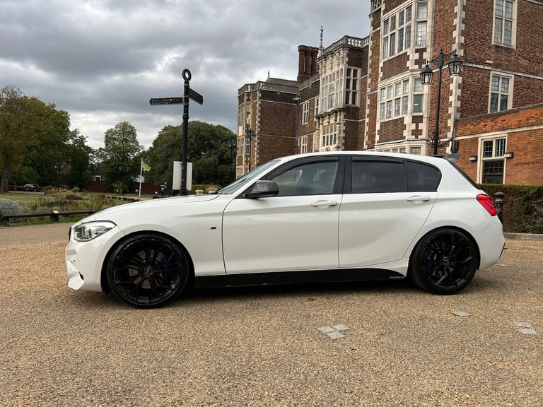 BMW, 1 SERIES, Hatchback, 2017, Semi-Auto, 2998 (cc), 5 doors