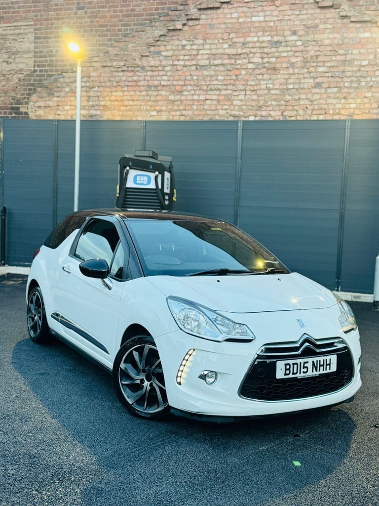 Citroen, DS3, Hatchback, 2015, Manual, 1560 (cc), 3 doors