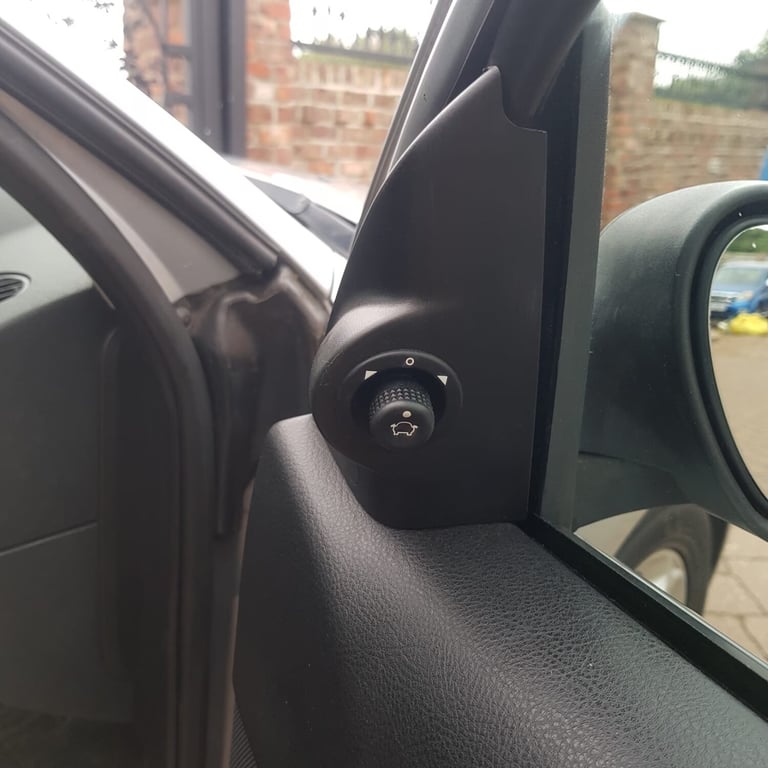 2006 Ford Mondeo 2.2TDCi 155 Edge 5dr HATCHBACK Diesel Manual