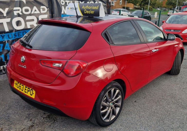 2014 Alfa Romeo Giulietta 1.6 JTDM-2 Collezione Euro 5 (s/s) 5dr HATCHBACK Diesel Manual