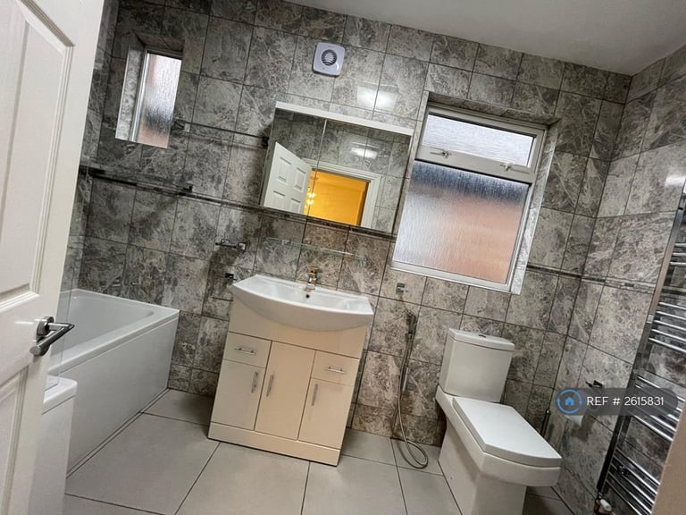 5 bedroom house in Althorpe Road, Harrow, HA1 (5 bed) (#2615831)