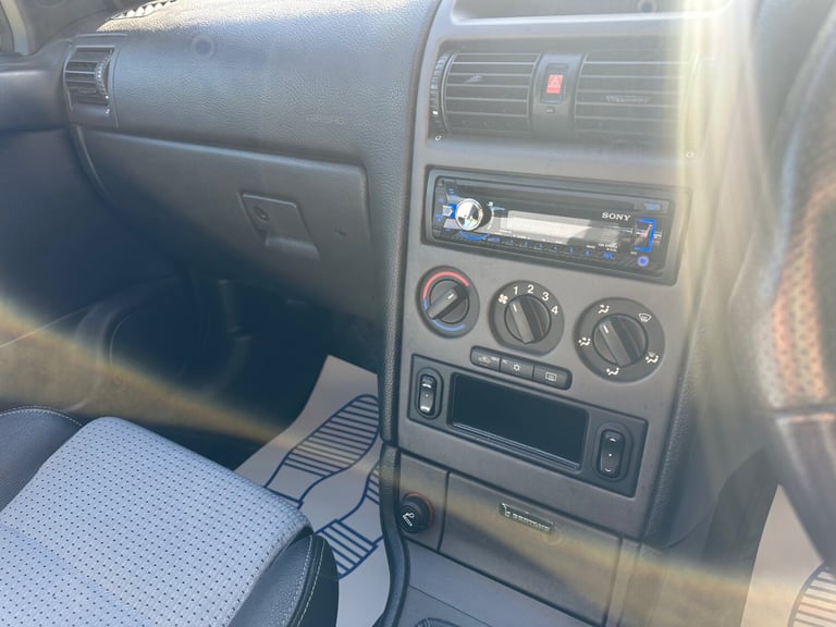 2006 Vauxhall Astra 1.8i 16V Exclusiv 2dr CONVERTIBLE Petrol Manual - Image 7