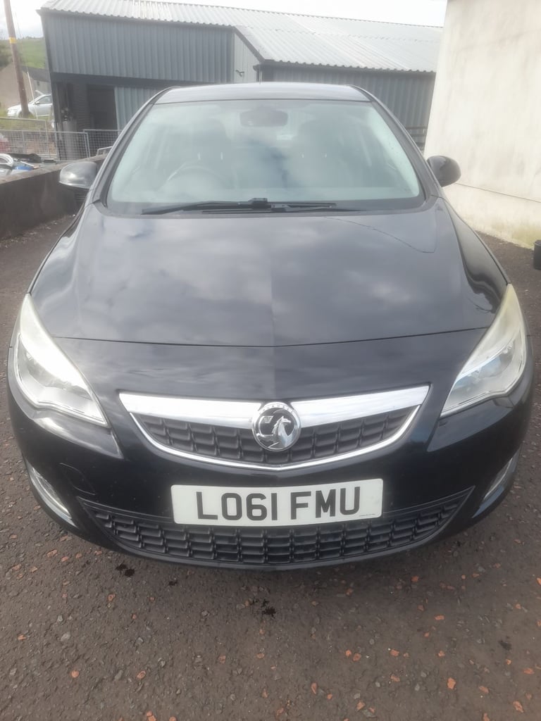 Vauxhall, ASTRA, Hatchback, 2011, Manual, 1956 (cc), 5 doors