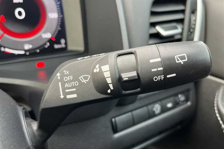 2022 Nissan Qashqai 1.3 DIG-T MH N-CONNECTA 5DR Hatchback Petrol Manual
