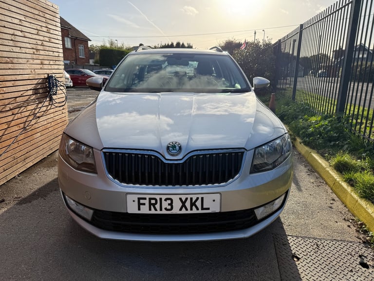 Spare and Repair! Skoda, OCTAVIA, Estate, 2013, Semi-Auto, 1598 (cc), 5 doors