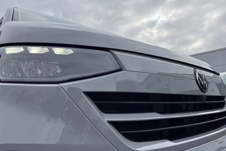 2025 Volkswagen Transporter 2.0 TDI 110 Commerce Pro Van-2 Seats Van DIESEL Manual
